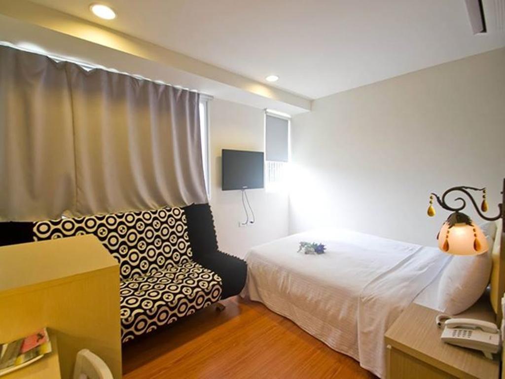 Green Park Commercial Hotel Tainan Ruang foto